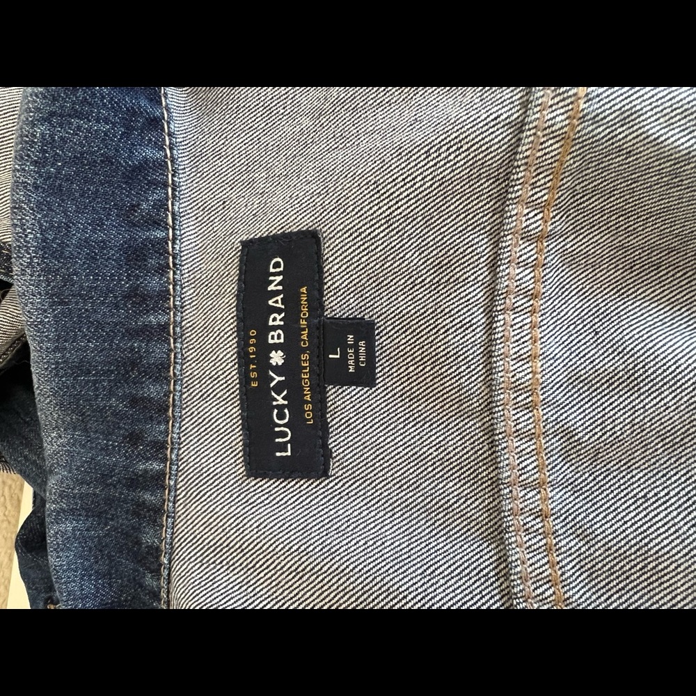 NWOT Lucky Brand Denim Trucker Jacket - Picture 4 of 4